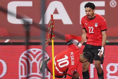 رسالة من الجماهير المصرية.. لقطات لم تُذَع من تأهل منتخب مصر لنصف نهائي كأس الأمم (فيديو)